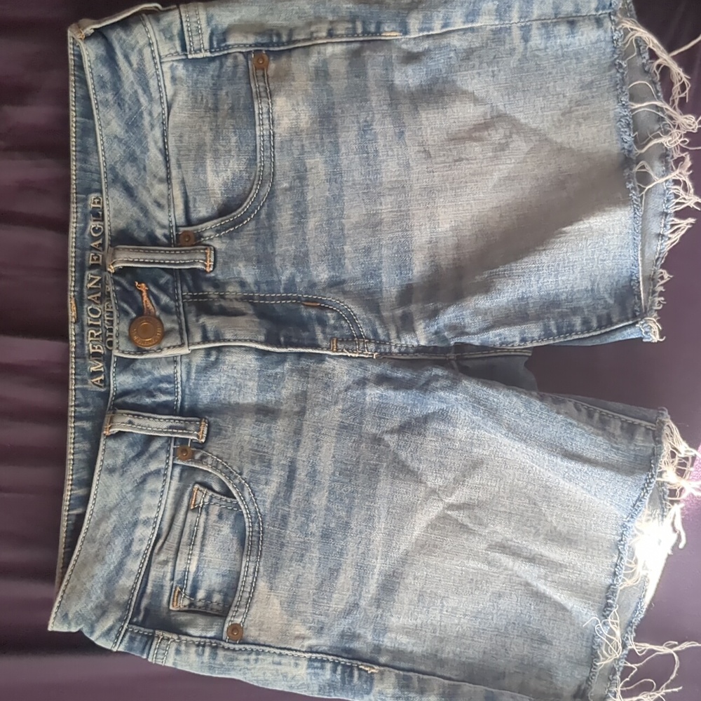 American Eagle Super Stretch Frayed Jean Shorts | Size 2